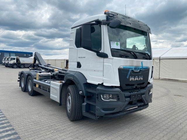 MAN TGS 26.440 6x4 Abrollkipper HYVA 20-60-S