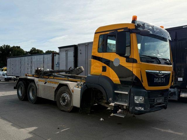 Camion ampliroll MAN TGS 37.500 8x4BB Abroller *Unfall* Retarder/Navi — occasion 2018