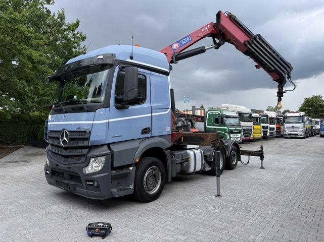 Mercedes-Benz Actros 2548 LS 6X2 Kran HMF 3220 bis 16 Meter