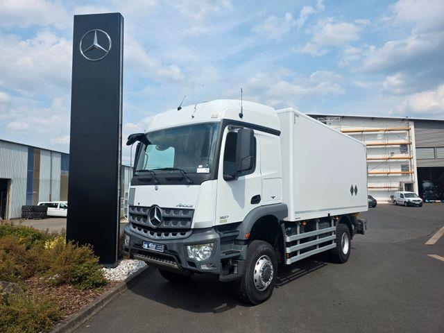 Mercedes-Benz Arocs 1827 A 4x4 LBW Tür+Treppe Schalter 2 Stück