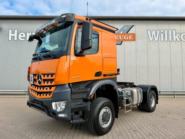 Tracteur routier Mercedes-Benz Arocs 2053 4x4 BB | Hydraulik*1.Hand*HU 04/27 — occasion 2021