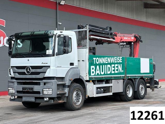 Mercedes-Benz Axor 2536 6x2 BL Baustoffp. ATLAS 210LK Zange