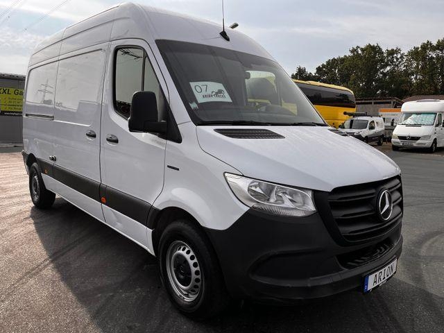 Fourgon utilitaire Mercedes-Benz e Sprinter L2H2 Kastenwagen/47KW/AC/Kamera — occasion 2022
