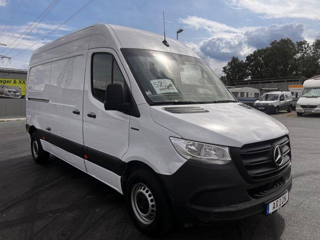 Fourgon utilitaire Mercedes-Benz e Sprinter L2H2 Kastenwagen/47KW/AC/Kamera — occasion 2022