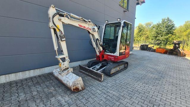 Mini-pelle Takeuchi TB 230 - Powertilt aus 2025 - HS03 - Beta.Pumpe — occasion 2018, 3 812 h