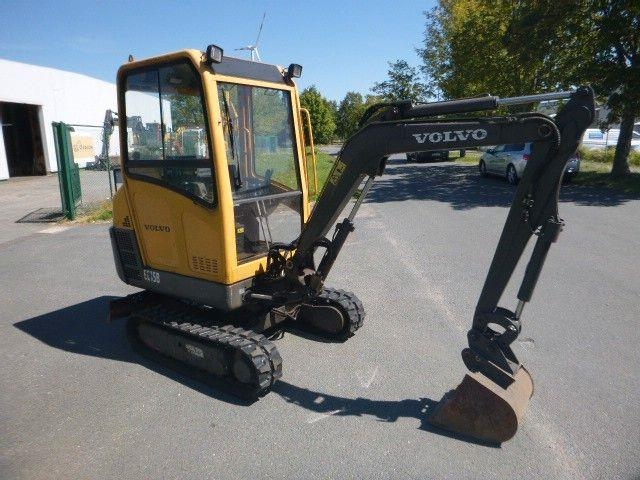 Mini-pelle Volvo EC 15 B XTV — occasion 2007, 4 370 h