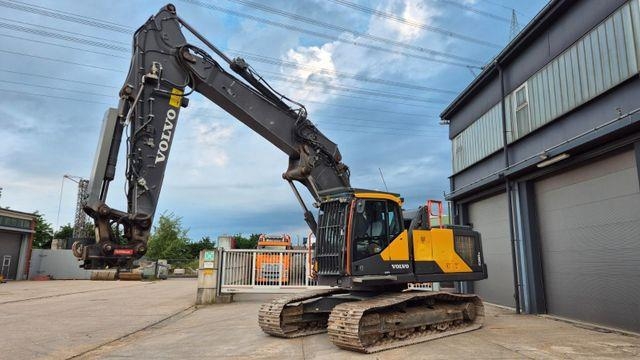 Pelle sur chenilles Volvo EC300 ENL — occasion 2020, 4 270 h