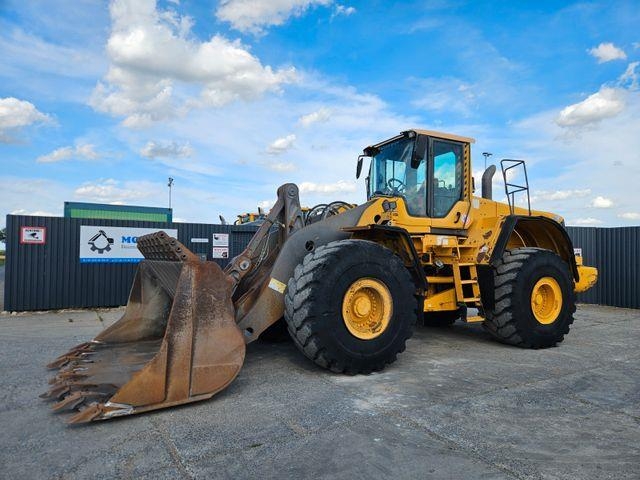 Chargeuse sur pneus Volvo L 220 F *2009*16.190 h*Waage*Zentralschmierung — occasion 2009, 16 190 h