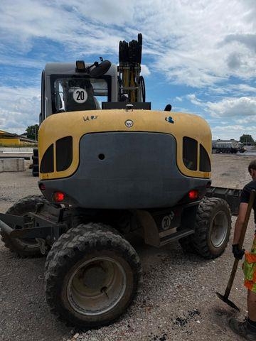 Pelle sur pneus Wacker Neuson EW 100 — occasion 2018, 4 695 h
