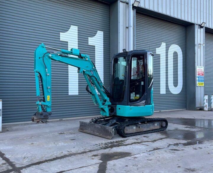 Kobelco SK26SR-7