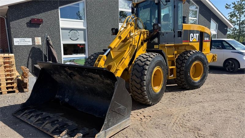 CAT 924 G VOLVO BM SKIFT, GODE DÆK