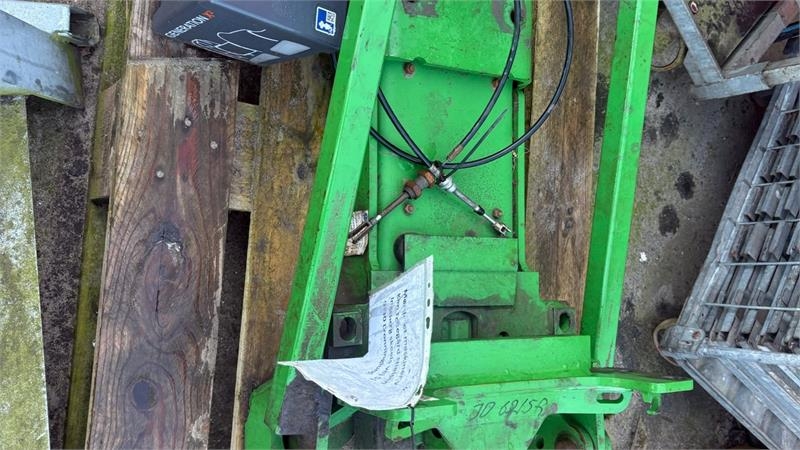 John Deere Hitchtræk til John Deere 6215r