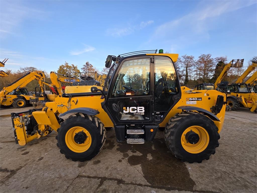 JCB 540 140