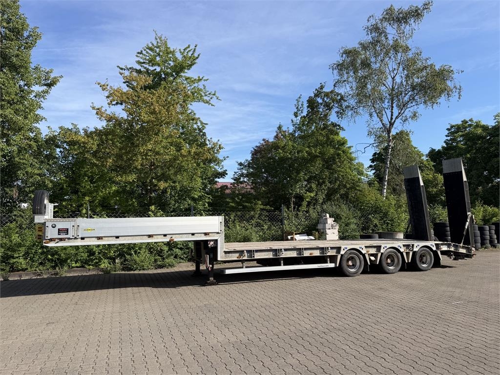 Humbaur HTS30 3 Achs Satteltieflader, wenig benutzt