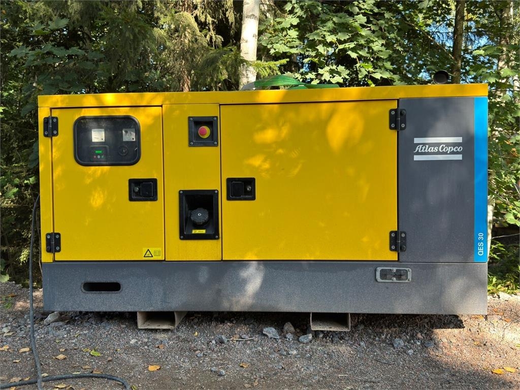 Groupe électrogène Atlas Copco QES 30 — occasion 2020, 2 000 h