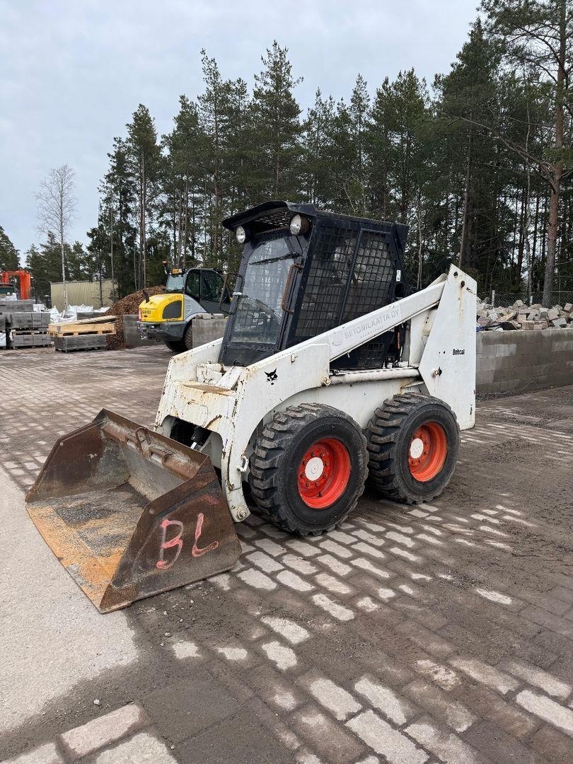 Bobcat 843