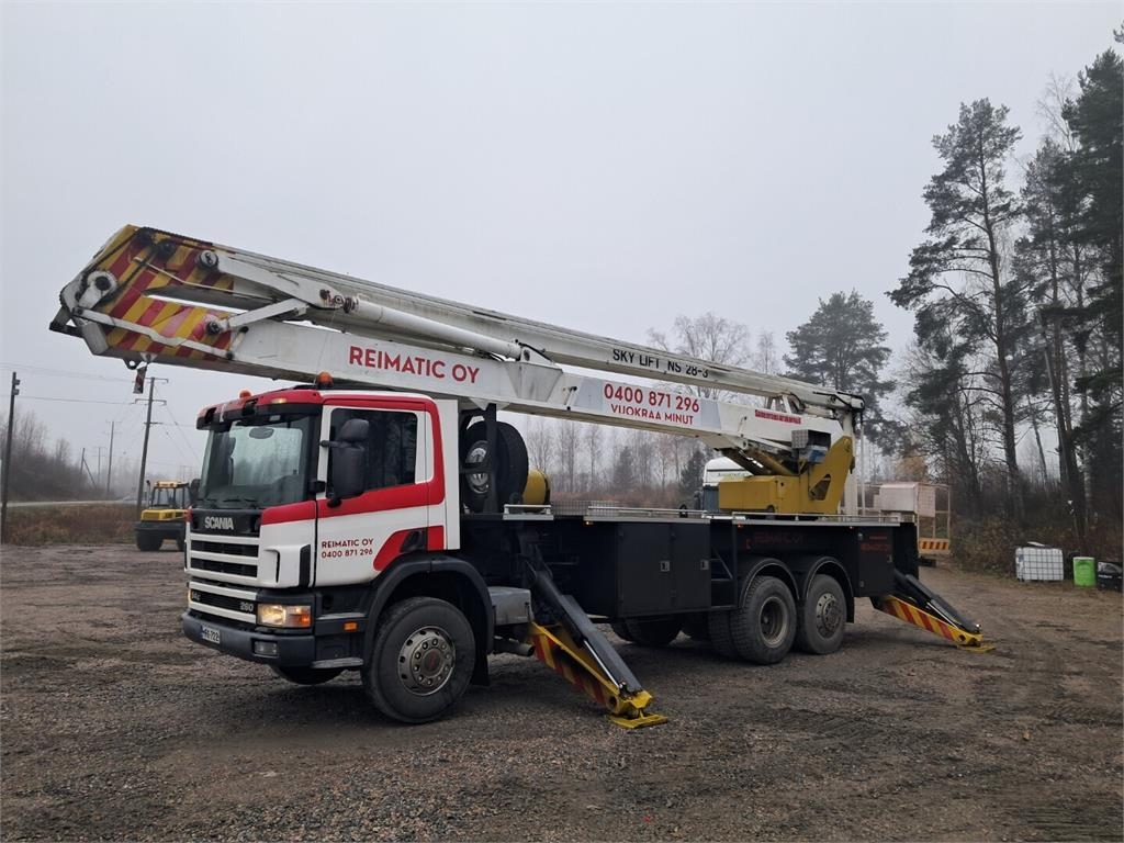 Nacelle à mât vertical Scania Bronto 94 brontto skylift28-3 — occasion 1997
