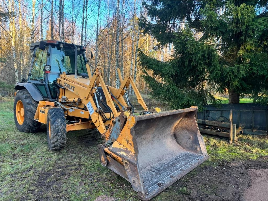 CASE 580 LXT