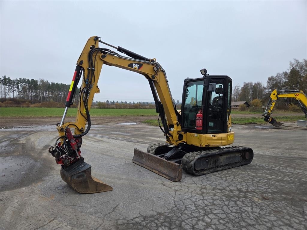CAT 305 E2