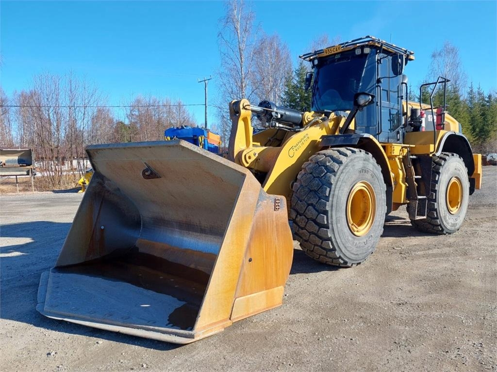 CAT 972 M