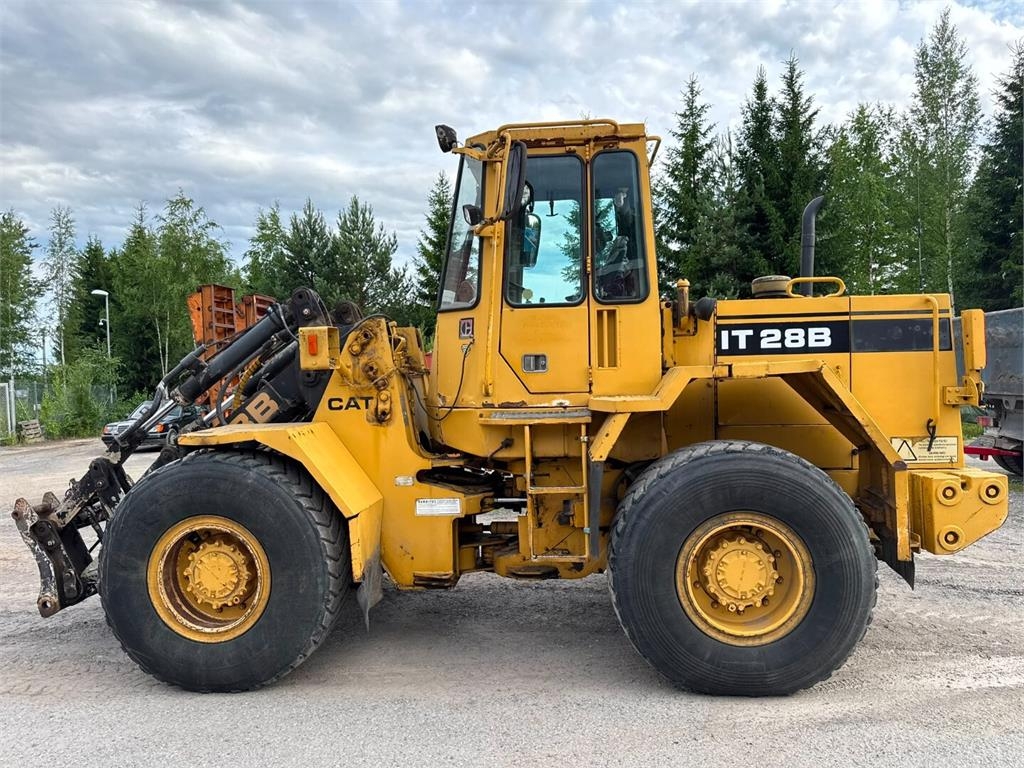 CAT IT 28 B