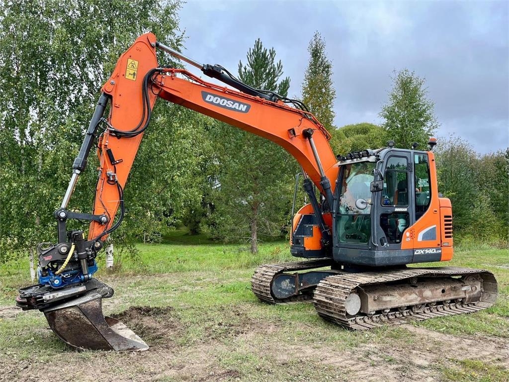 Doosan DX140LC