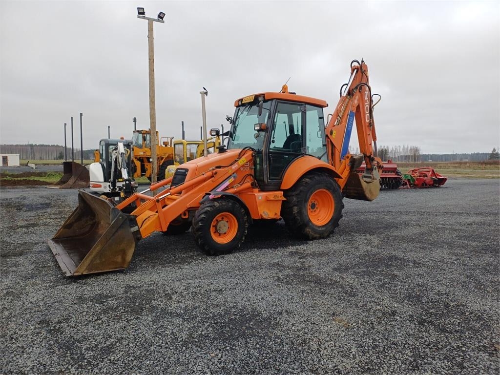Tractopelle Fiat Fiat-Hitachi FB100 compact 4x4 traktorikaivuri — occasion 1999, 4 152 h