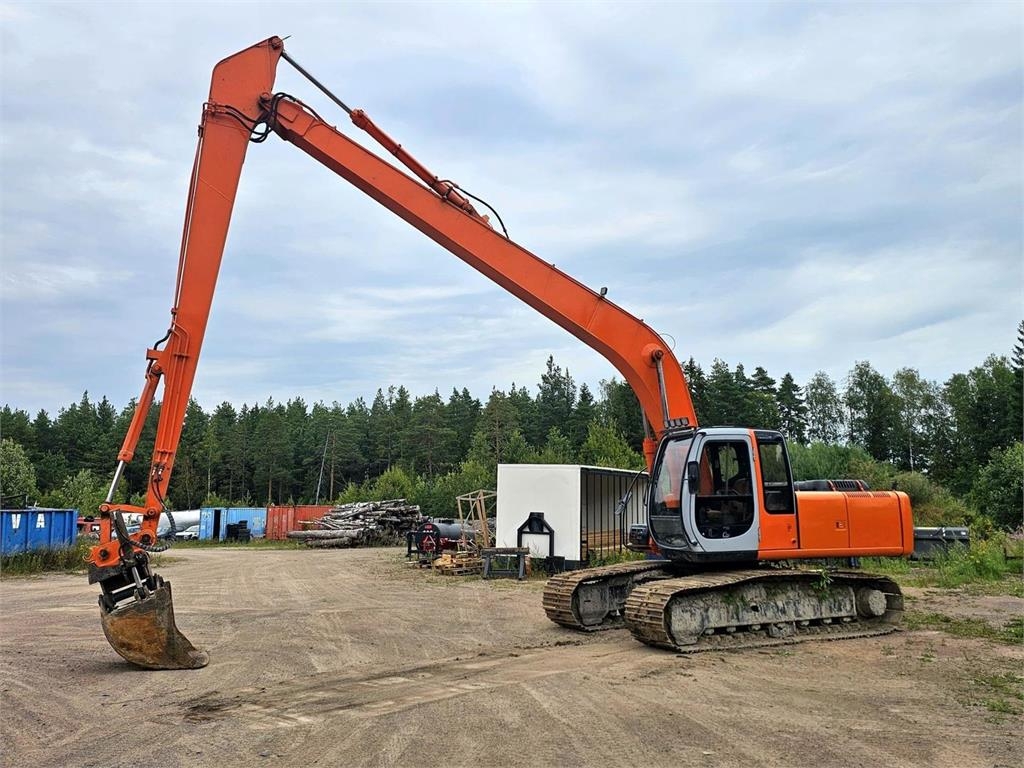 Hitachi EX200-5 pitkäpuomi
