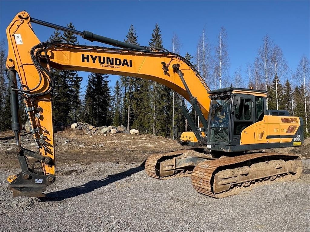 Hyundai HX300L