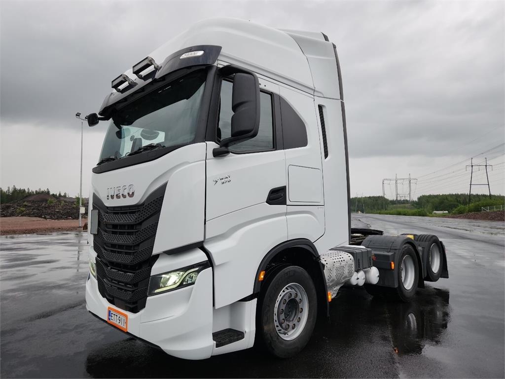 Iveco S-way 570 6x2