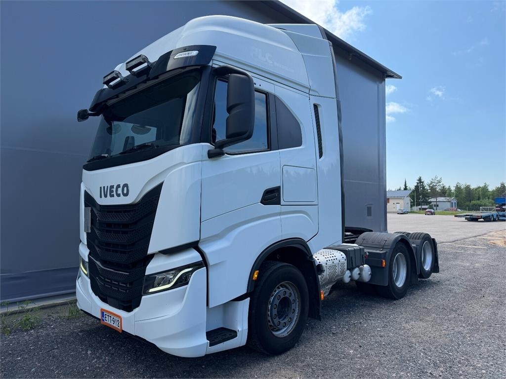 Iveco S-way 570 6x2