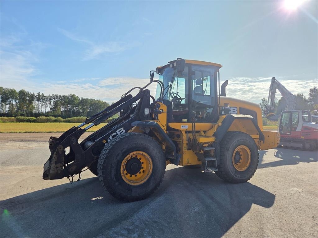 Chargeuse sur pneus JCB 427 HT T4 — occasion 2016, 12 890 h