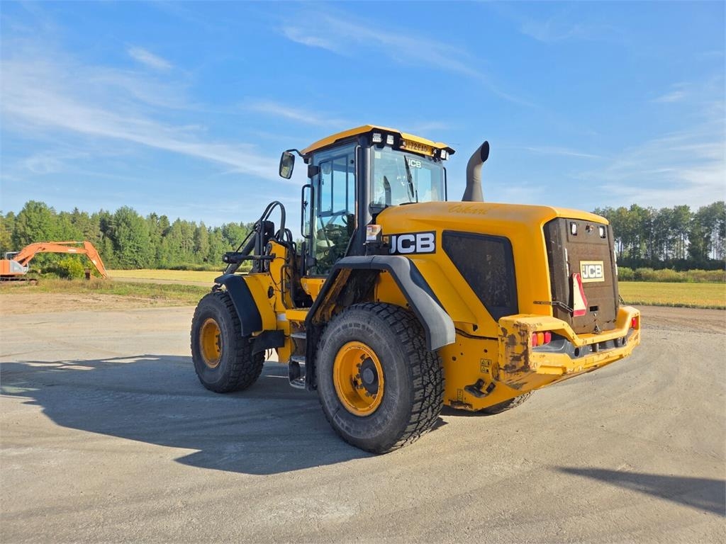 JCB 427 HT T4 kuva 3