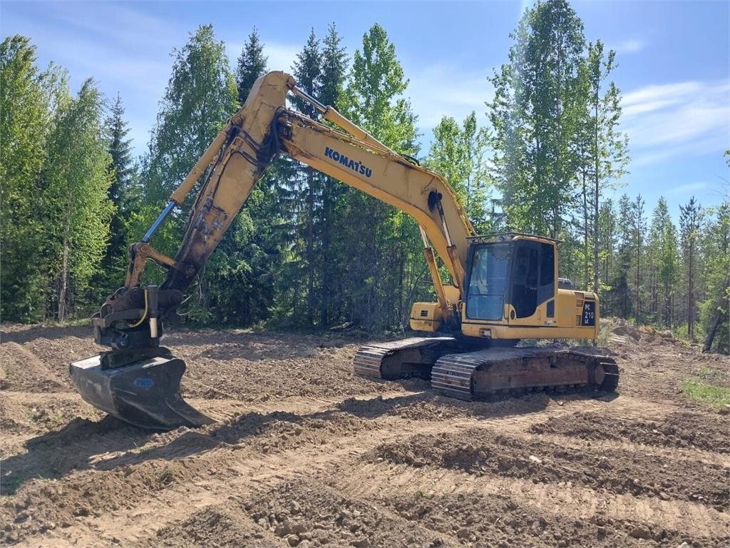 Komatsu 210 L c