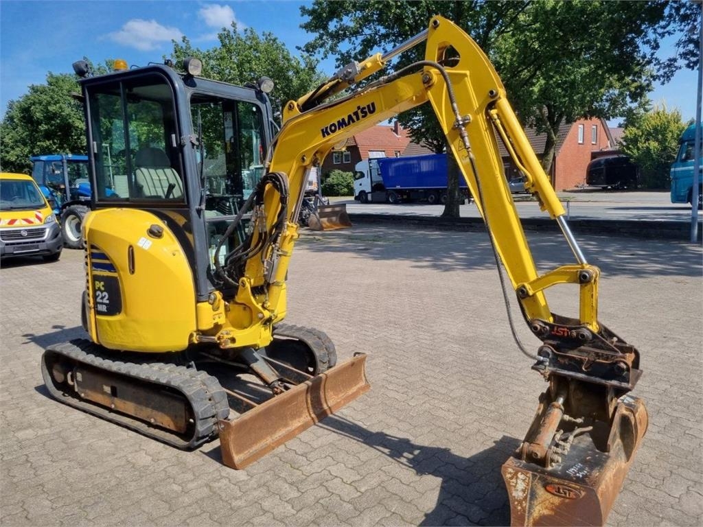 Komatsu PC22