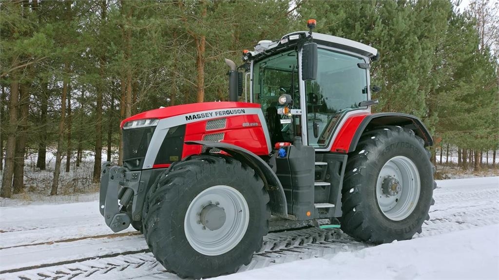 Massey Ferguson 8S.225 Exlusive