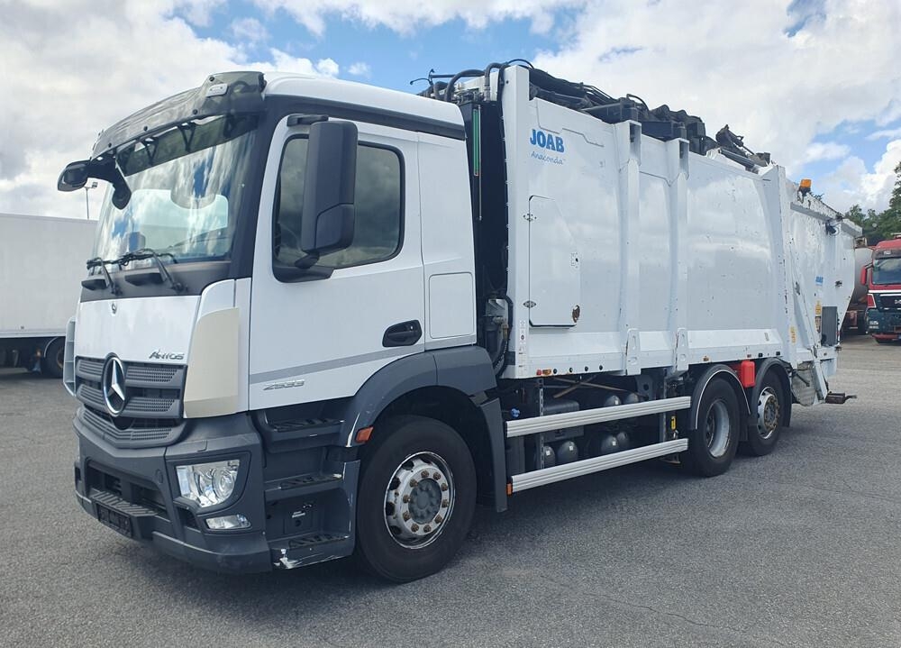 Mercedes-Benz 2633 6x2 -19