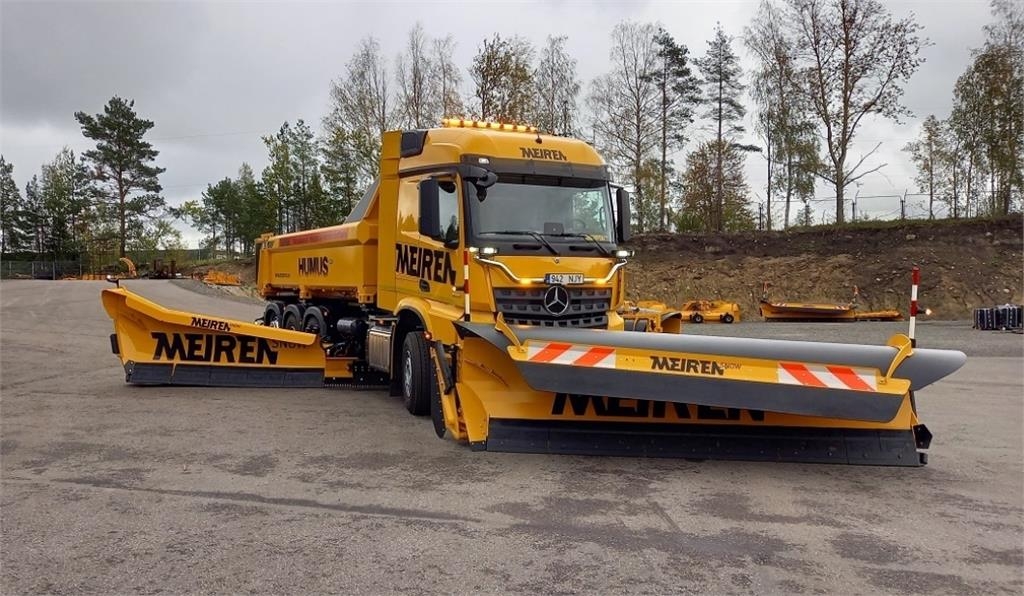 Mercedes-Benz 3251 Meiren tienhoitovarustus