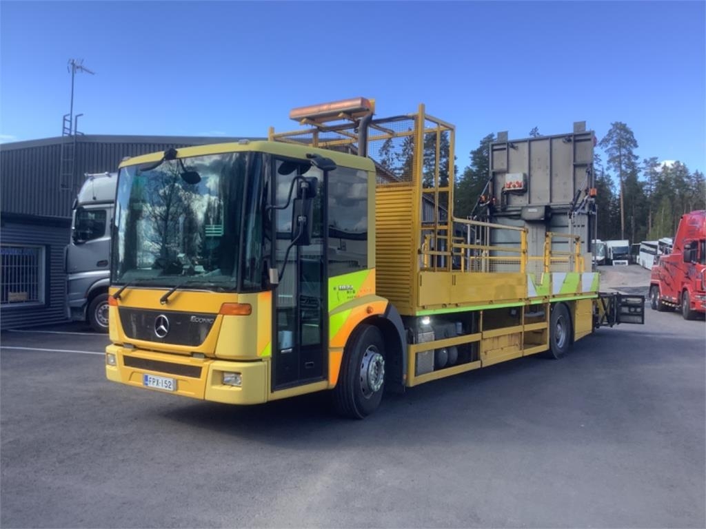 Mercedes-Benz Tma törmäysauto