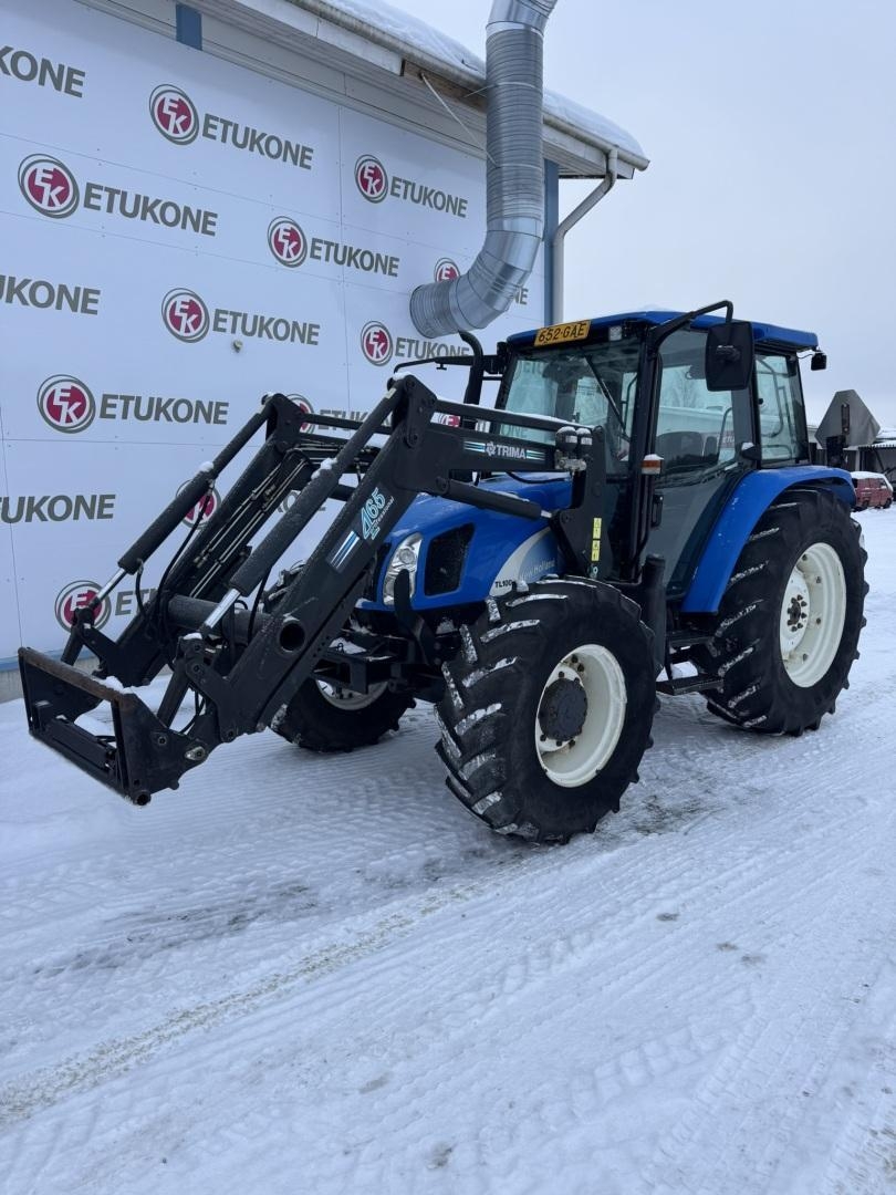 New Holland TL100A DC + Etukuorm.
