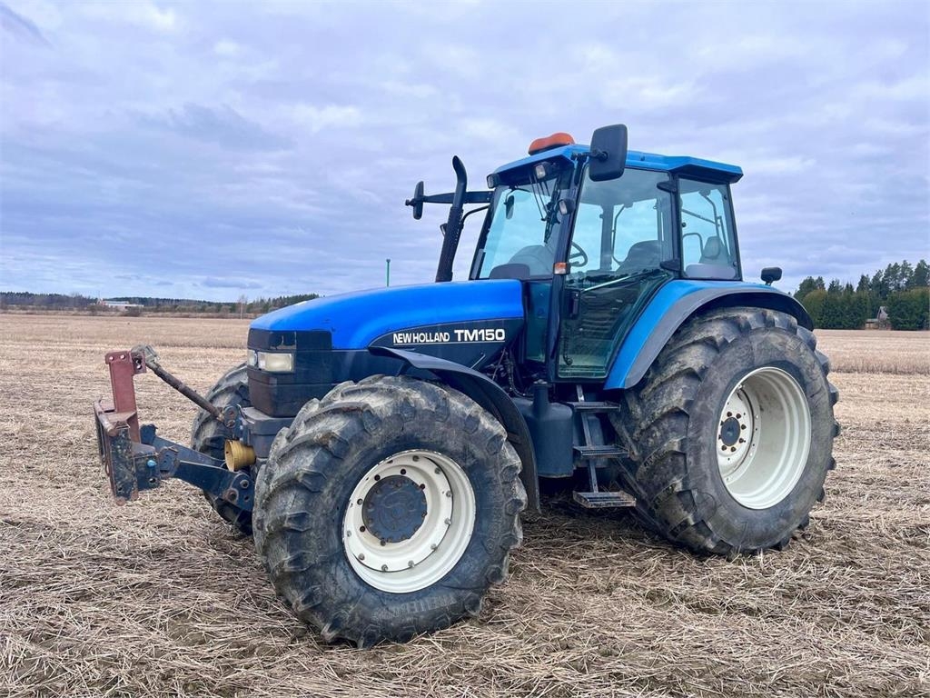 New Holland TM150 PC