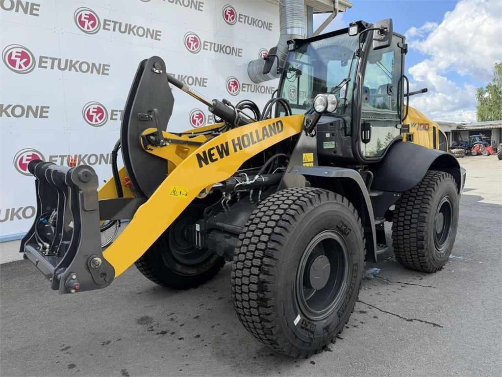 New Holland W100D