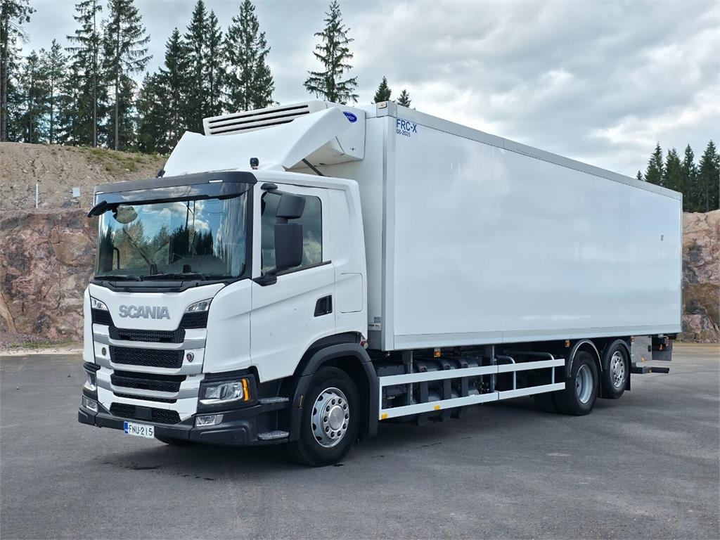 Scania G410 CNG 6x2 Carrier