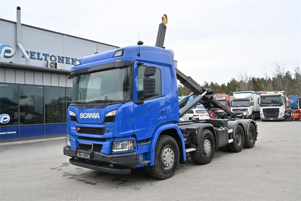 Scania P450 8x4 Tulossa