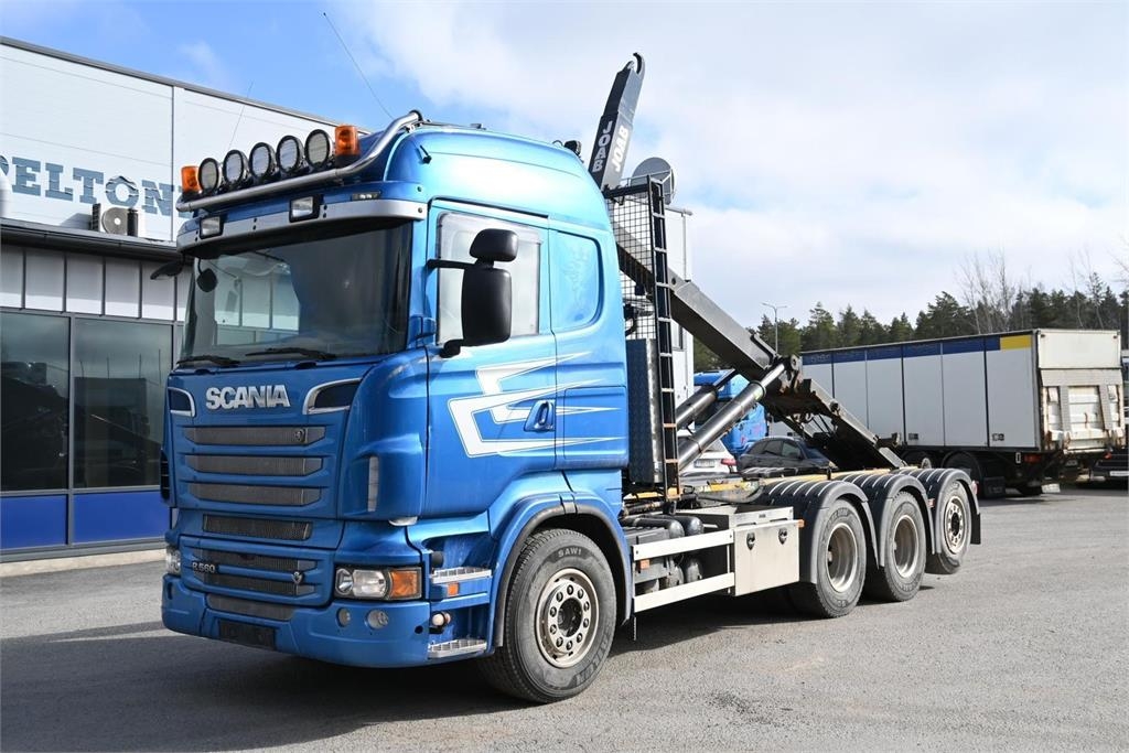 Scania R560 8x4*4 Tridem koukkuauto