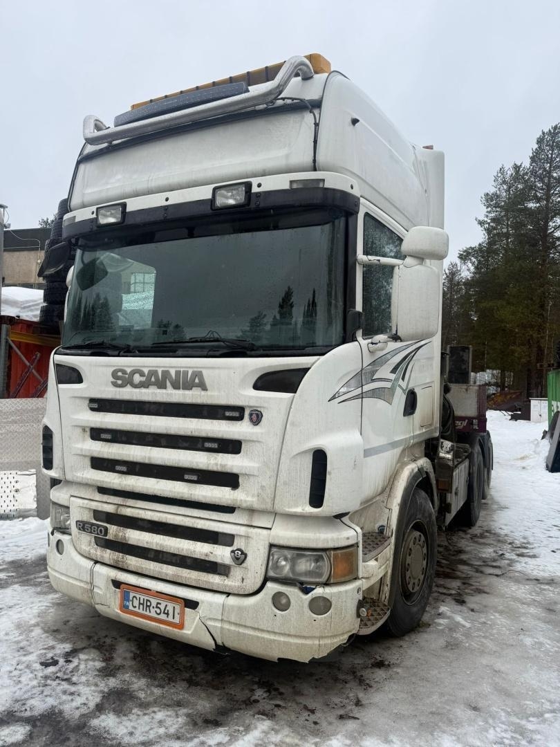 Scania R580 6X2, Fliegl PPV-Lavetti, Nosturi