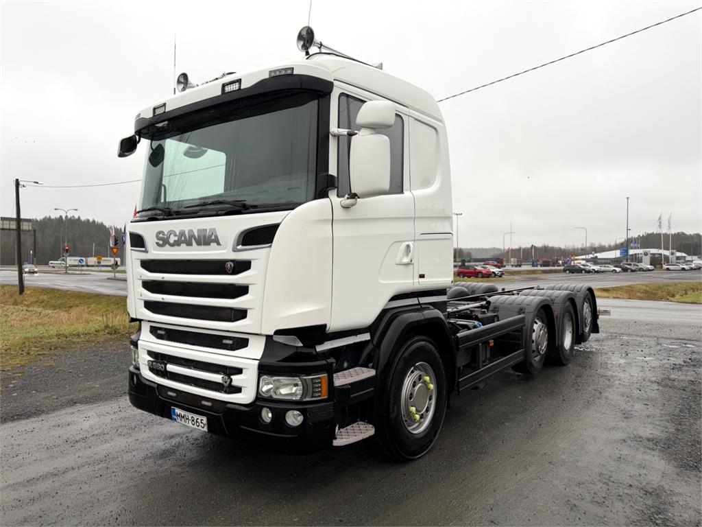 Scania R580 8x2 ADR alusta