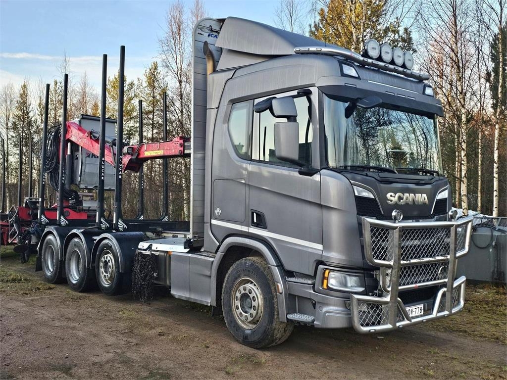 Scania R770 8X4, Kesla 2112T