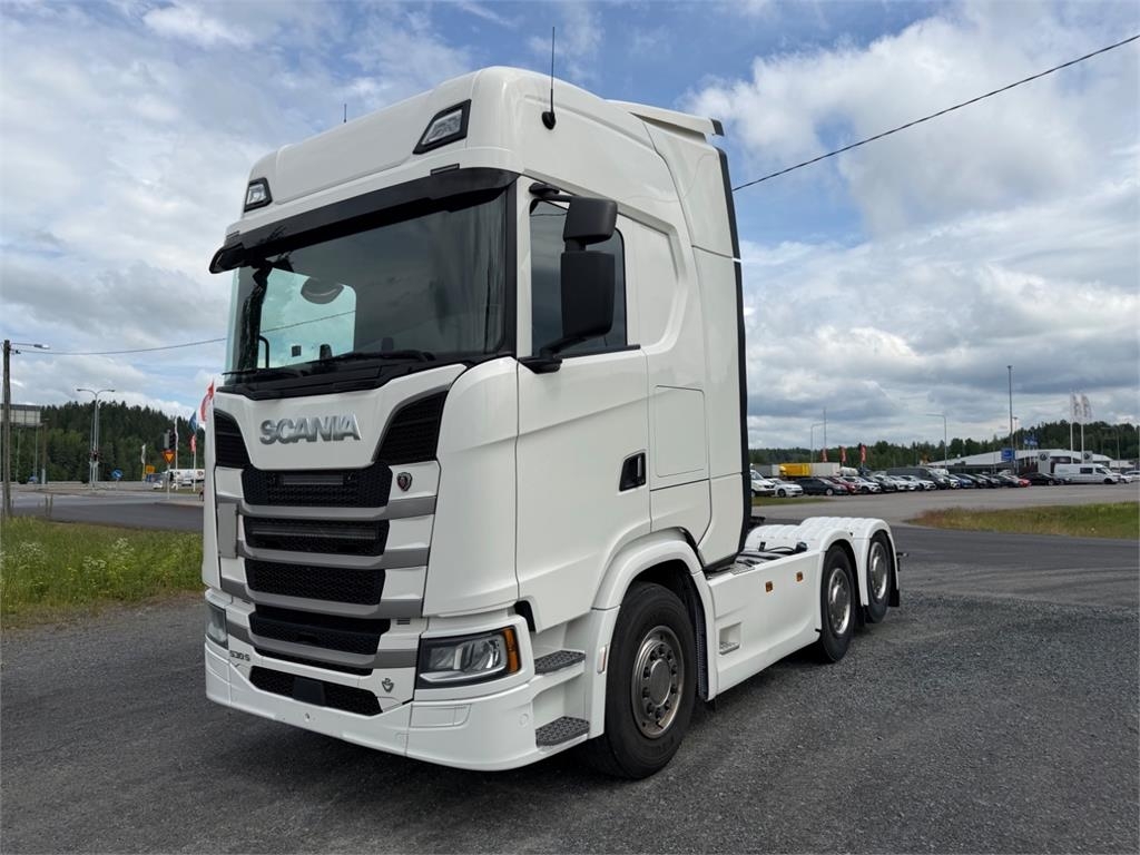 Scania S530 6x2 täysilma hidastin