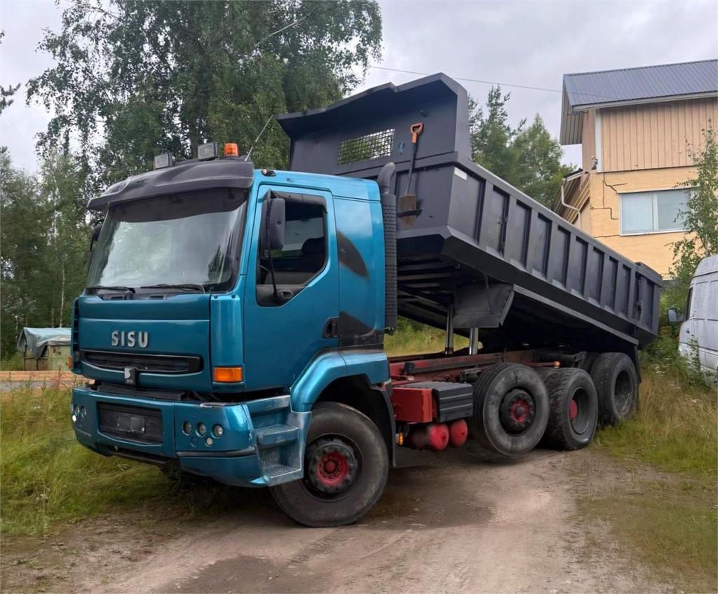 Sisu E11M 8X2 Sora-auto